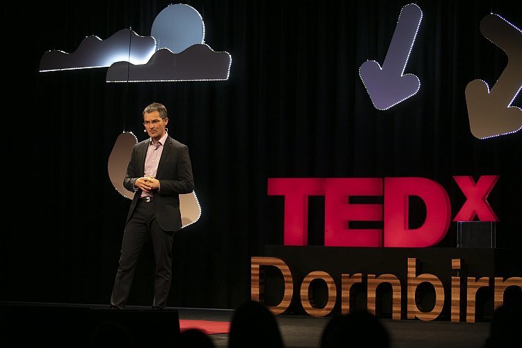 Herbert Saurugg TEDxDornbirn-2019-copyright-Nina-Broell